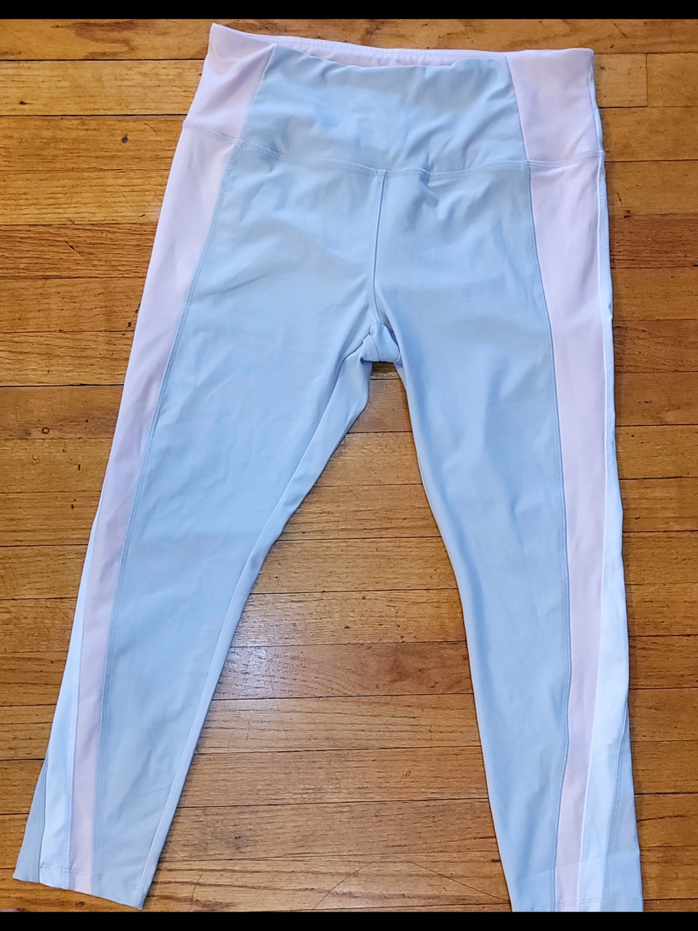 VOGO Athletica Light Pink Leggings with White Side Panels